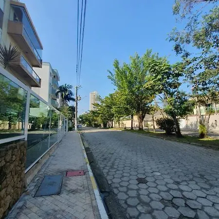Apartamento Na Enseada - A 5 Minutos A Pe Da Praia Com Wi-Fi E Tv A Cabo Guaruja Exterior photo