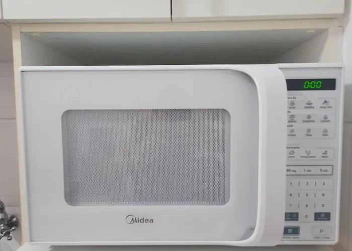 Apartamento Na Enseada - A 5 Minutos A Pe Da Praia Com Wi-Fi E Tv A Cabo