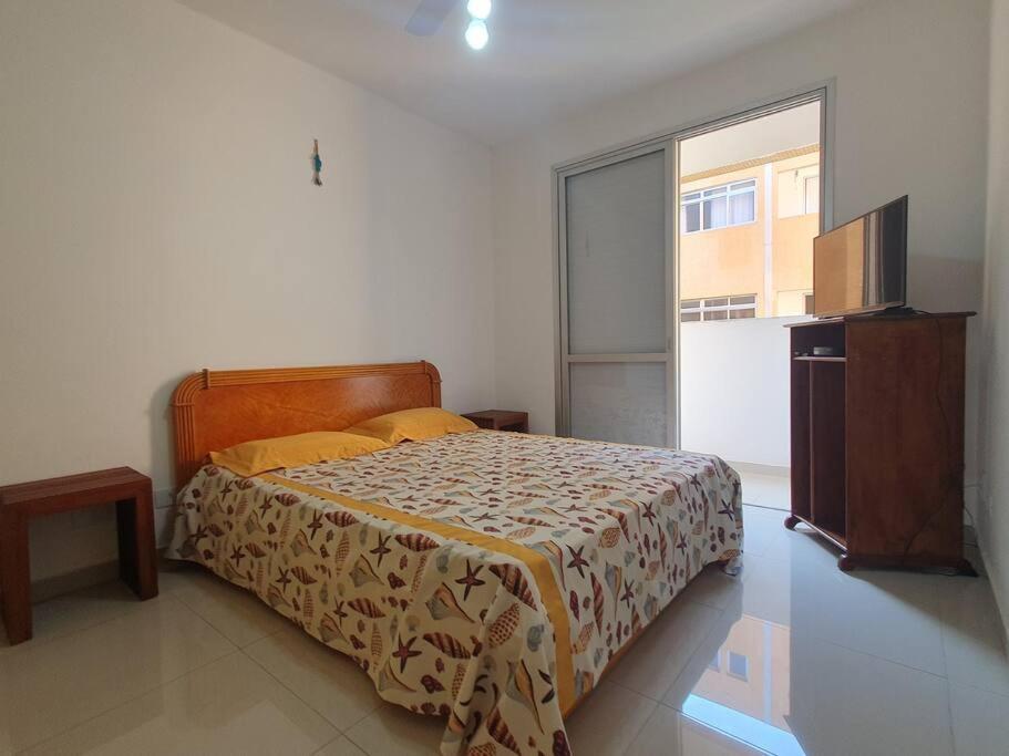 Apartment Na Enseada - A 5 Minutos A Pe Da Com Wi-fi E Tv A Cabo